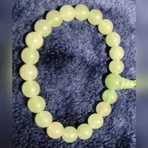 Stretchy gem bracelets